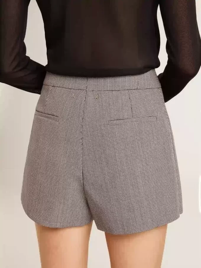 Graue Mini-Shorts für Damen aus Hahnentritt-Wolle