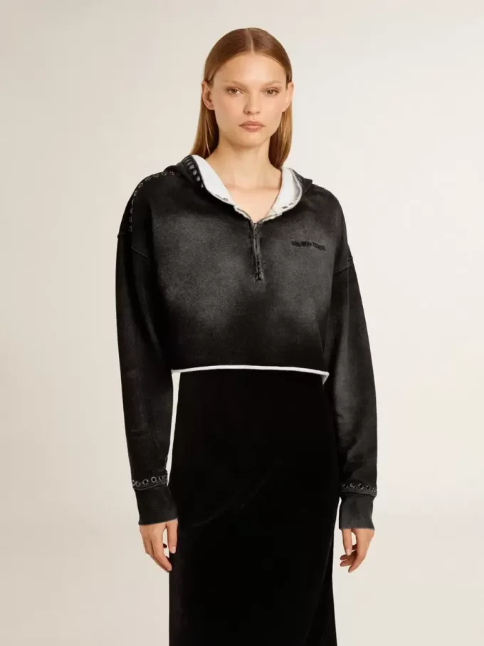 Graues, kurz geschnittenes Sweatshirt mit Used-Look Graues, kurz geschnittenes Sweatshirt mit Used-Look