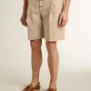 Herren-Bermudashorts aus beigem Denim mit Used-Look-Finish Herren-Bermudashorts aus beigem Denim mit Used-Look-Finish