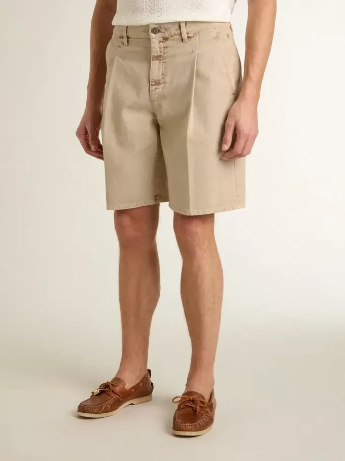 Herren-Bermudashorts aus beigem Denim mit Used-Look-Finish Herren-Bermudashorts aus beigem Denim mit Used-Look-Finish