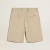 Herren-Bermudashorts aus beigem Denim mit Used-Look-Finish Herren-Bermudashorts aus beigem Denim mit Used-Look-Finish