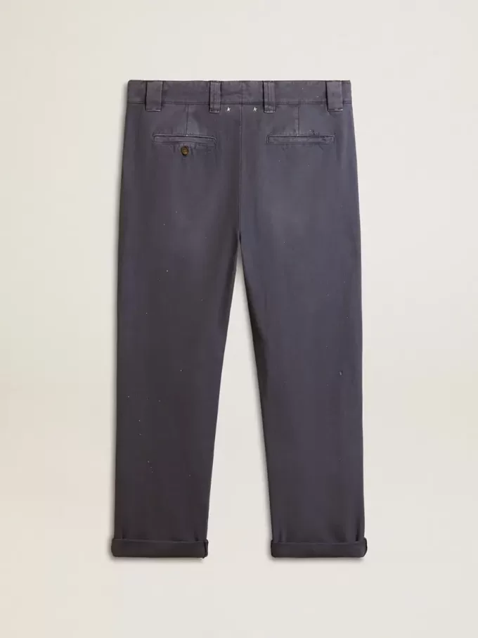Herren-Chinos in Blau mit Used-Look