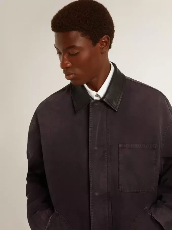 Herren-Jeansjacke mit Used-Details und Lederkragen