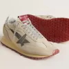 Herren-Marathon mit beigem Nylon-Obermaterial und grauem Stern