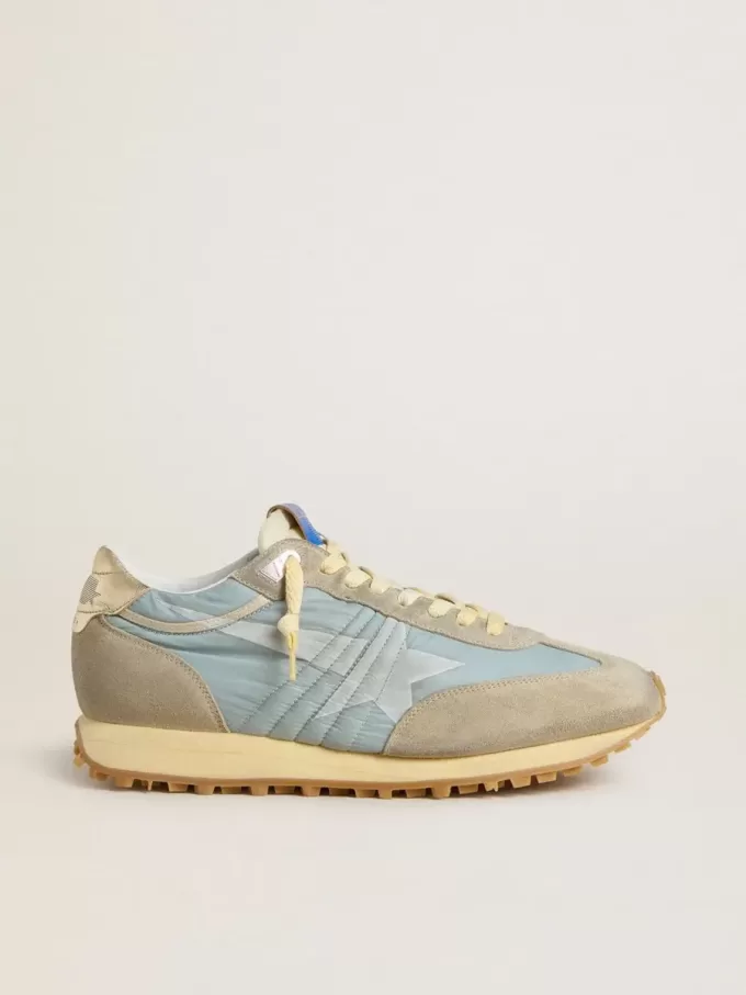 Herren-Marathon mit hellblauem Nylon-Obermaterial und pastellblauem Stern