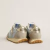Herren-Marathon mit hellblauem Nylon-Obermaterial und pastellblauem Stern