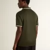 Herren-Polohemd aus militärgrünem Jersey mit Stickerei