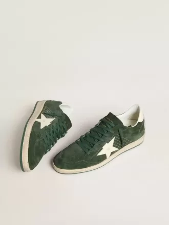 Herren-Sneaker „Ball Star” aus grünem Wildleder mit weißem Lederstern und Fersenlasche