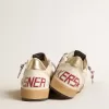 Herren-Sneaker „Ball Star” aus Nappaleder mit blauem Wildlederstern und Fersenlasche aus platinfarbenem Leder Herren-Sneaker „Ball Star” aus Nappaleder mit blauem Wildlederstern und Fersenlasche aus platinfarbenem Leder