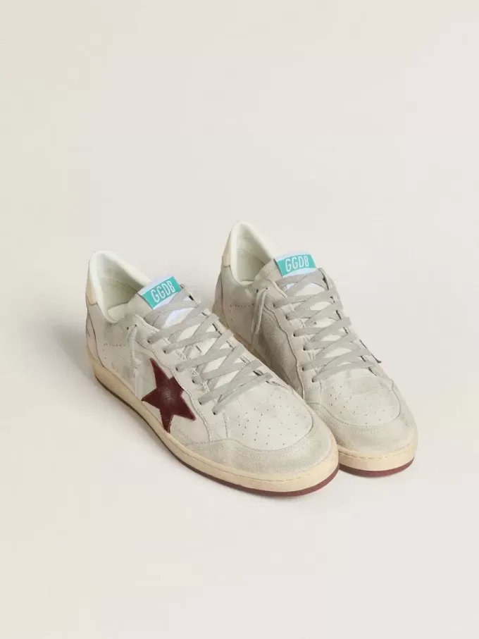 Herren-Sneaker „Ball Star” aus Nubukleder mit Krokodilprägung und burgunderrotem Wildlederstern Herren-Sneaker „Ball Star” aus Nubukleder mit Krokodilprägung und burgunderrotem Wildlederstern