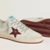 Herren-Sneaker „Ball Star” aus Nubukleder mit Krokodilprägung und burgunderrotem Wildlederstern Herren-Sneaker „Ball Star” aus Nubukleder mit Krokodilprägung und burgunderrotem Wildlederstern