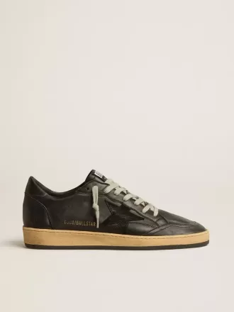 Herren-Sneaker „Ball Star” aus schwarzem Nappaleder mit Stern aus Wildleder und Fersenlasche aus Nappaleder
