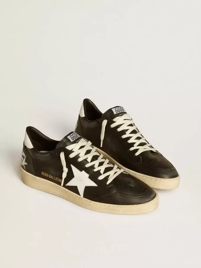 Herren-Sneaker „Ball Star” aus schwarzem Nappaleder mit weißem Lederstern und Fersenlasche