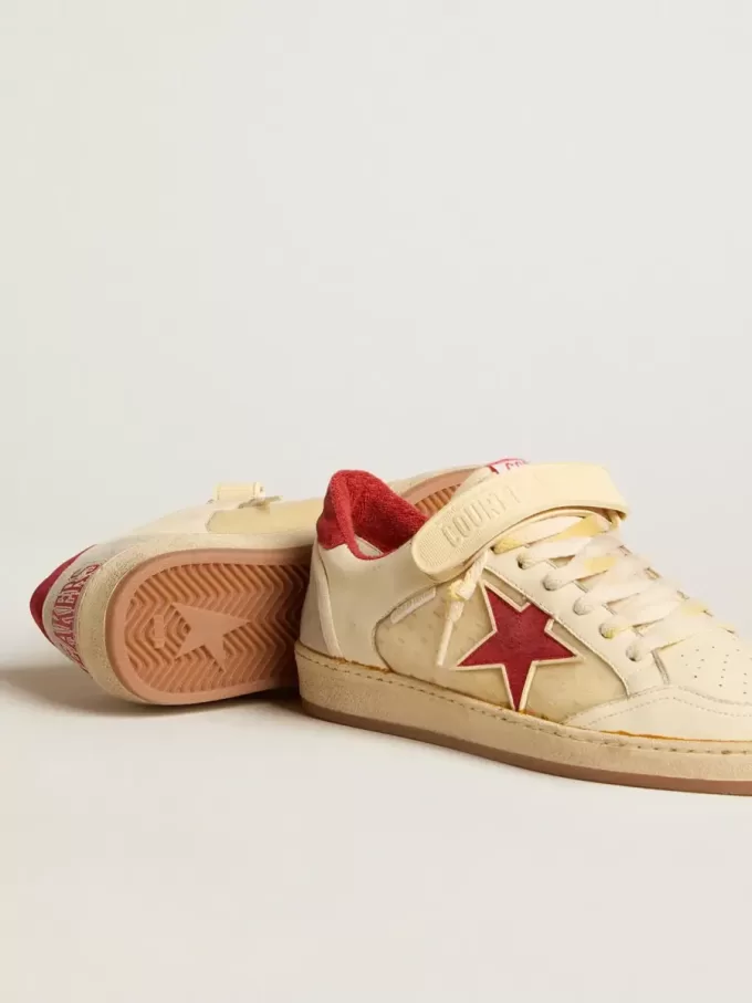 Herren-Sneaker „Ball Star LAB” aus Nappa und PVC mit rotem Wildlederstern und Fersenlasche