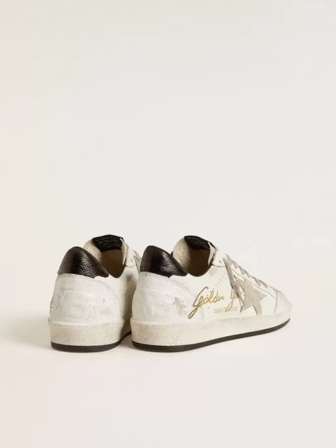 Herren-Sneaker „Ball Star LTD” mit Stern aus Wildleder und Fersenlasche aus strukturiertem Leder