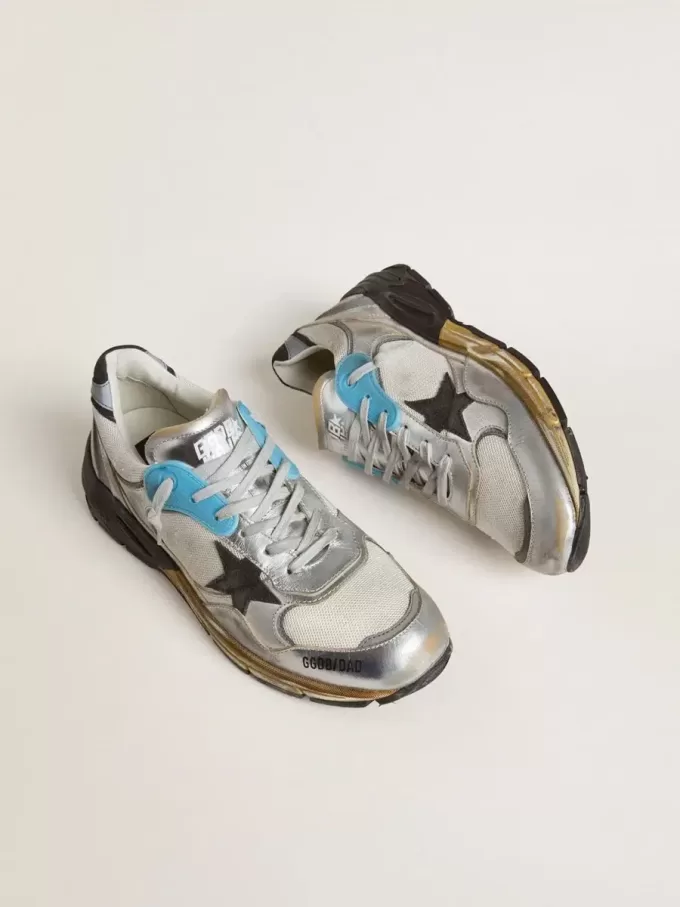 Herren-Sneaker Dad-Star aus Mesh und silberfarbenem Folienleder mit schwarzem Lederstern