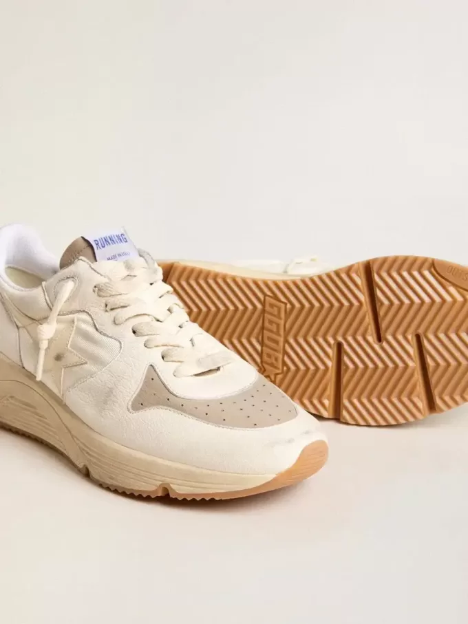 Herren-Sneaker „Running Sole” aus Nappaleder mit beigem Lederstern und roter Fersenlasche