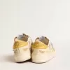 Herren-Sneaker Stardan aus beigem Leder mit honigfarbenem Nubuk-Stern und Fersenlasche