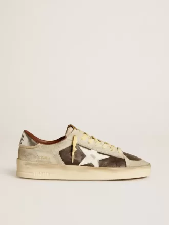 Herren-Sneaker „Stardan” aus Wildleder und Leder mit Lederstern und metallischer Fersenlasche Herren-Sneaker „Stardan” aus Wildleder und Leder mit Lederstern und metallischer Fersenlasche