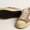 Herren-Sneaker V-Star aus taubengrauem Wildleder mit weißem Nappalederstern
