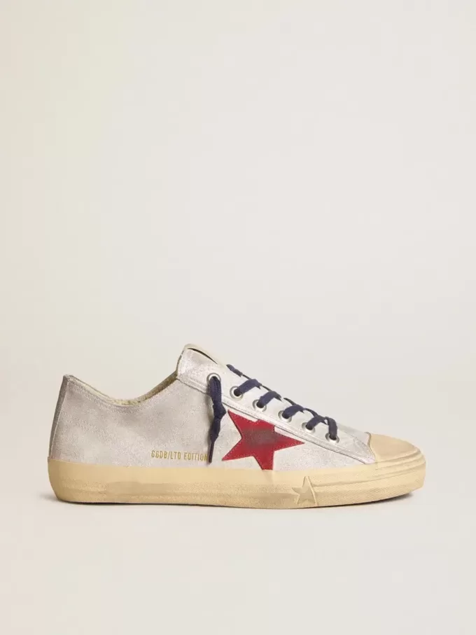 Herren-Sneaker V-Star LTD aus silbermetallischem Wildleder mit rotem Wildlederstern