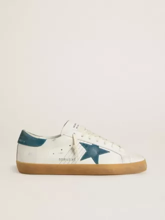 Herren-Super-Star aus Leder mit petrolblauem Wildlederstern und Fersenlasche Herren-Super-Star aus Leder mit petrolblauem Wildlederstern und Fersenlasche