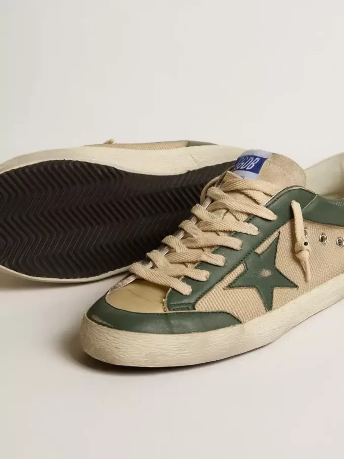 Herren-Super-Star LTD aus cremefarbenem Mesh und grünem Nappaleder mit Nappa-Stern Herren-Super-Star LTD aus cremefarbenem Mesh und grünem Nappaleder mit Nappa-Stern