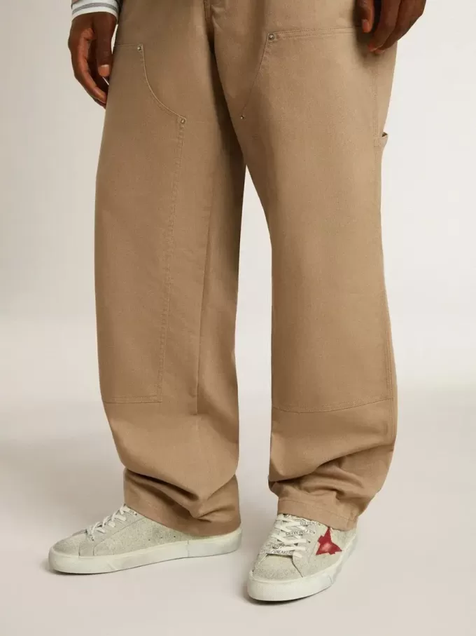Herren-Super-Star LTD aus grauem Wildleder mit rotem Lederstern Herren-Super-Star LTD aus grauem Wildleder mit rotem Lederstern