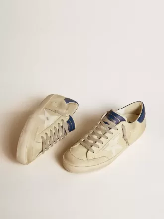 Herren-Super-Star LTD aus Nubukleder mit weißem Lederstern und blauer Fersenlasche