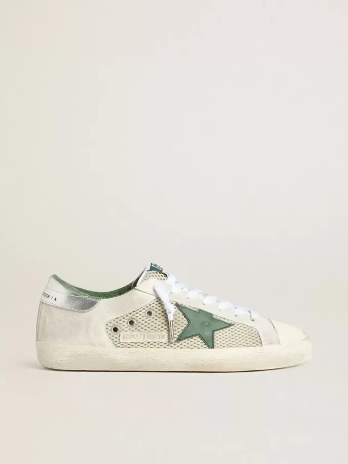 Herren-Super-Star LTD aus weißem Wildleder und Mesh mit grünem Lederstern und silberner Fersenlasche Herren-Super-Star LTD aus weißem Wildleder und Mesh mit grünem Lederstern und silberner Fersenlasche