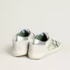 Herren-Super-Star LTD aus weißem Wildleder und Mesh mit grünem Lederstern und silberner Fersenlasche Herren-Super-Star LTD aus weißem Wildleder und Mesh mit grünem Lederstern und silberner Fersenlasche