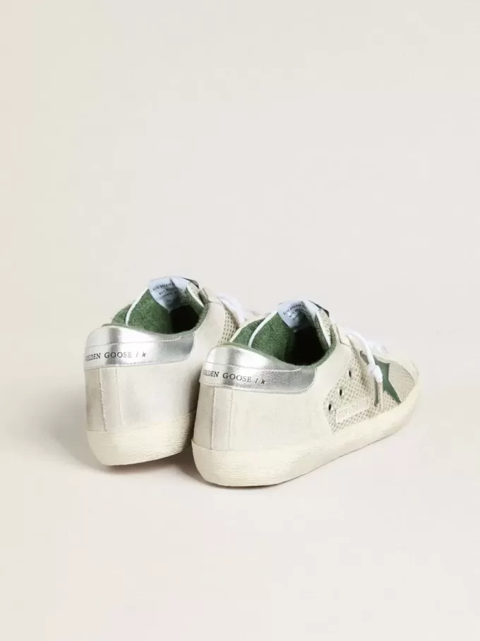 Herren-Super-Star LTD aus weißem Wildleder und Mesh mit grünem Lederstern und silberner Fersenlasche Herren-Super-Star LTD aus weißem Wildleder und Mesh mit grünem Lederstern und silberner Fersenlasche