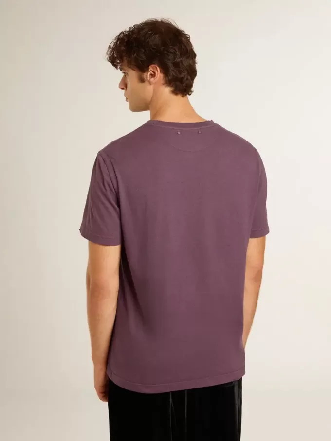 Herren-T-Shirt aus Baumwolle in abgenutztem Lila mit Logo-Print