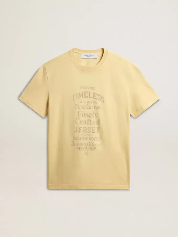 Herren-T-Shirt aus Baumwolle in Hellgelb mit verblasstem Schriftzug
