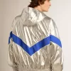 Herren-Windjacke aus silbernem Funktionsmaterial Herren-Windjacke aus silbernem Funktionsmaterial