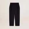Herrenhose mit weitem Bein aus dunkelblauer Wolle
