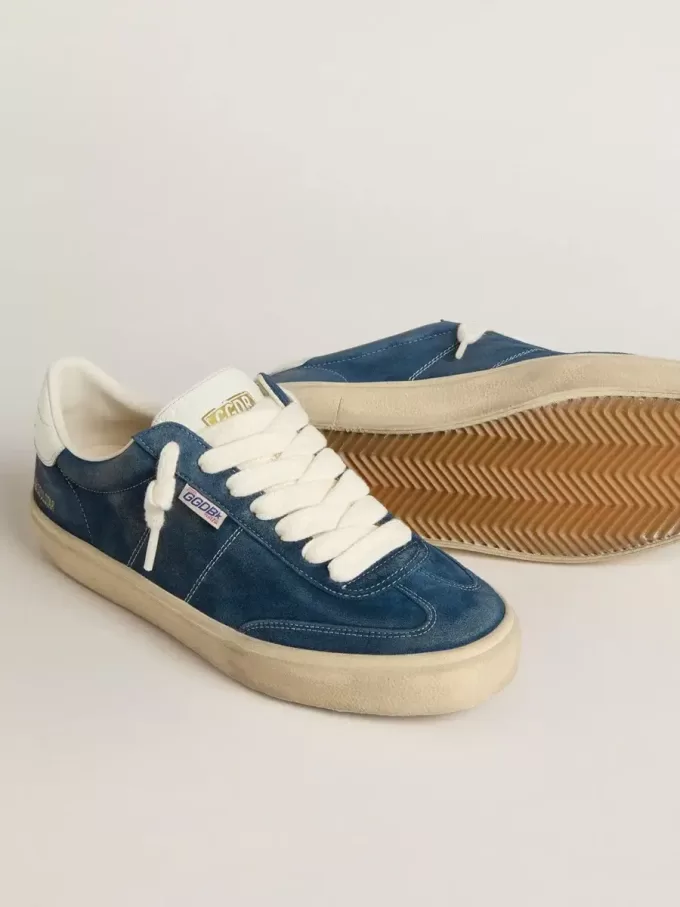 Herrenmodell Soul Star aus blauem Wildleder mit weißer Lederferse