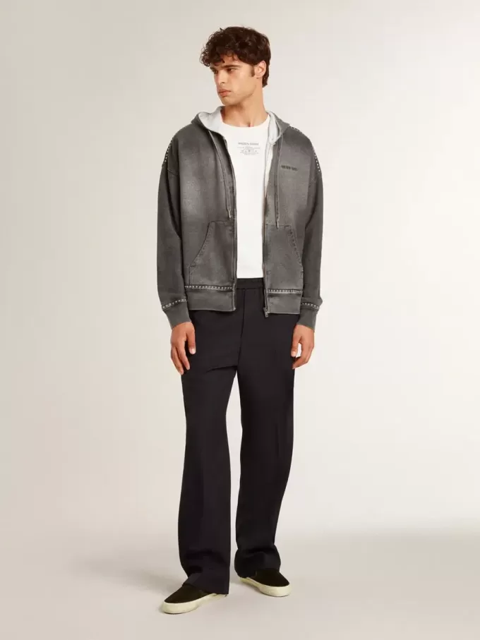 Herrenmodell VCE Penstar aus schwarzem Wildleder mit schwarzer Lederkappe