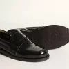 Jerry Loafer aus schwarzem Lackleder
