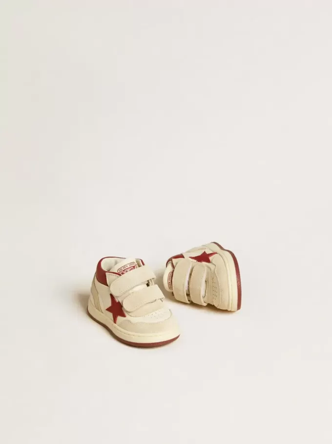 June Junior aus Nappa und Wildleder mit rotem Lederstern und Fersenlasche