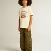 Jungen-T-Shirt in Used-Weiß mit mehrfarbigem Schriftzug