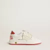 Junior Ball Star aus Leder mit cremefarbenem Stern und roter Lederlasche an der Ferse
