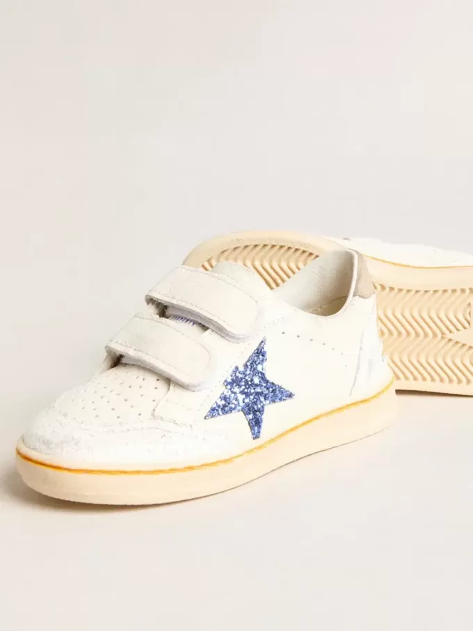 Junior Ball Star mit blauem Glitzerstern und beigem Wildleder-Fersenlasche