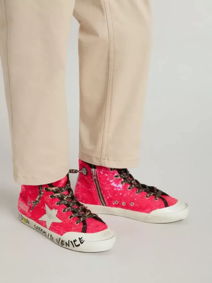 Junior Francy mit Pailletten, eisgrauem Wildlederstern und Schnürsenkeln mit Animal-Print