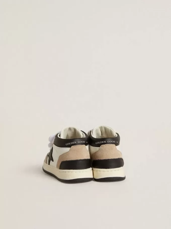 Junior June aus Nappa mit Wildledereinsätzen und schwarzem Lederstern