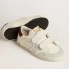 Junior Old School mit silbernem Metallic-Lederstern und violettem Wildleder-Fersenlasche Junior Old School mit silbernem Metallic-Lederstern und violettem Wildleder-Fersenlasche
