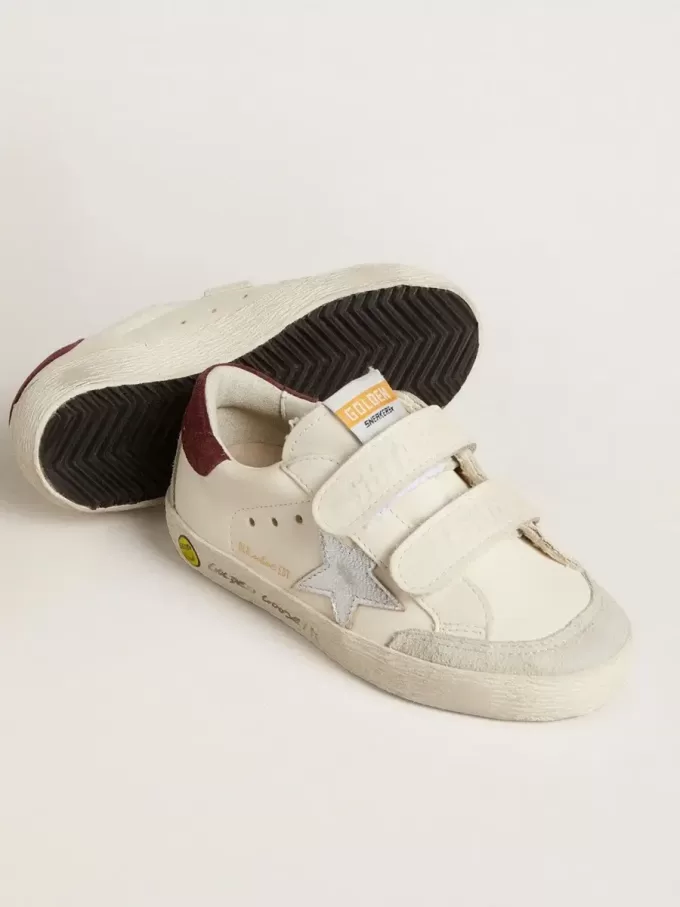 Junior Old School mit silbernem Metallic-Lederstern und violettem Wildleder-Fersenlasche Junior Old School mit silbernem Metallic-Lederstern und violettem Wildleder-Fersenlasche
