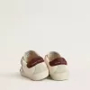 Junior Old School mit silbernem Metallic-Lederstern und violettem Wildleder-Fersenlasche Junior Old School mit silbernem Metallic-Lederstern und violettem Wildleder-Fersenlasche
