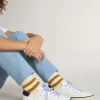 Junior Super-Star aus weißem Leder mit blauem Wildleder-Fersenriemen Junior Super-Star aus weißem Leder mit blauem Wildleder-Fersenriemen