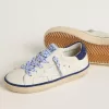 Junior Super-Star aus weißem Leder mit blauem Wildleder-Fersenriemen Junior Super-Star aus weißem Leder mit blauem Wildleder-Fersenriemen